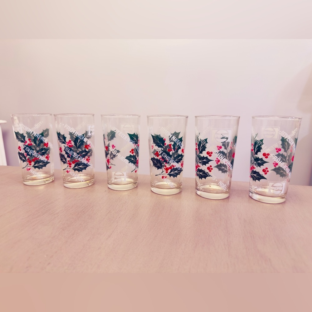 Set of six Pepsi-Cola Holiday world glasses vintage